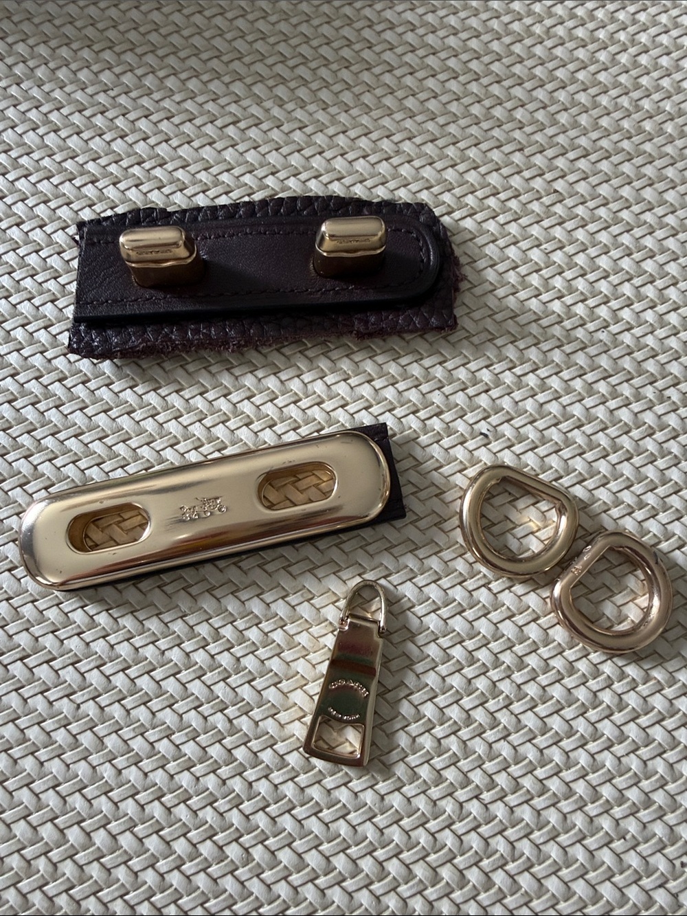 Genuine COACH Swagger 27 Style 87295 Gold Hardware Set – Original Turn Lock – Ox